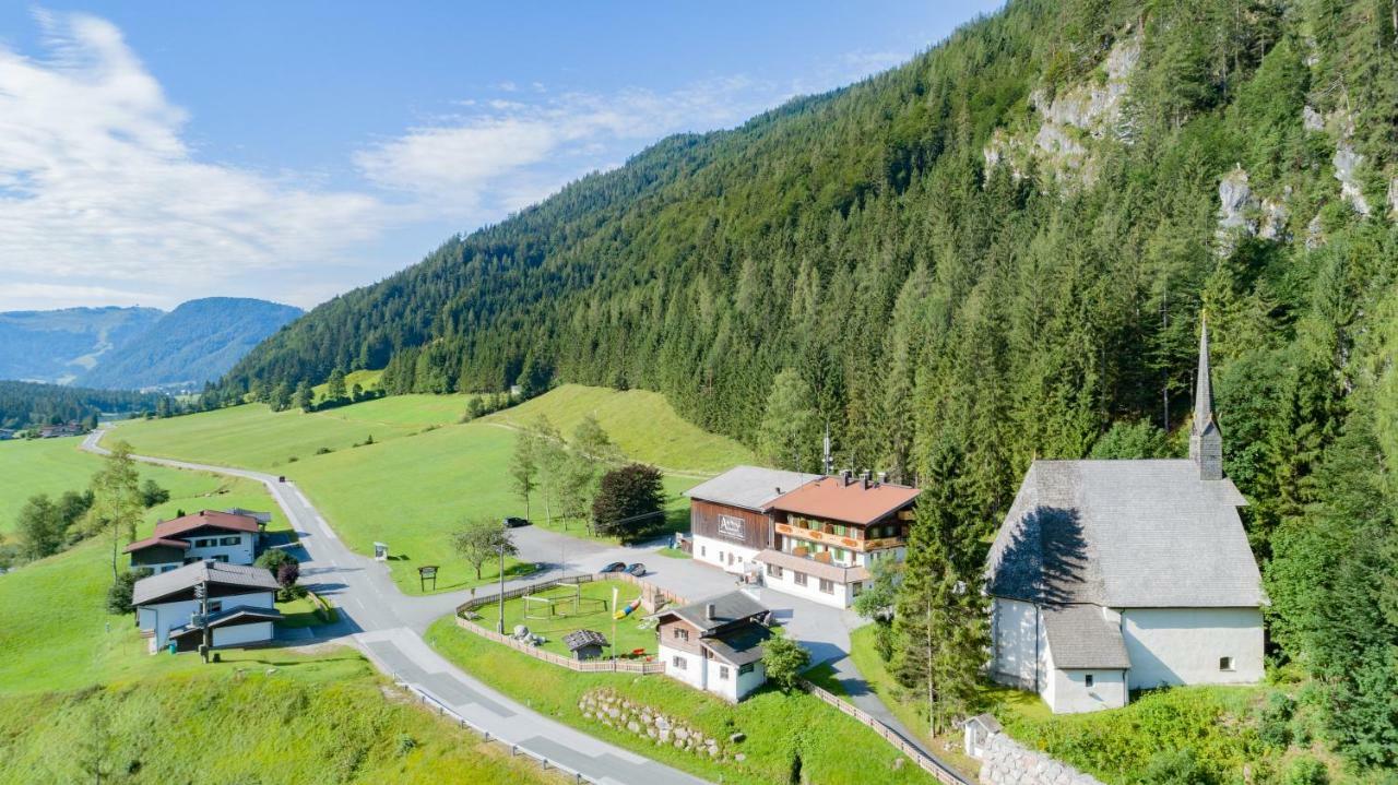 Hotel Gasthof St. Adolari Sankt Ulrich am Pillersee Exterior foto